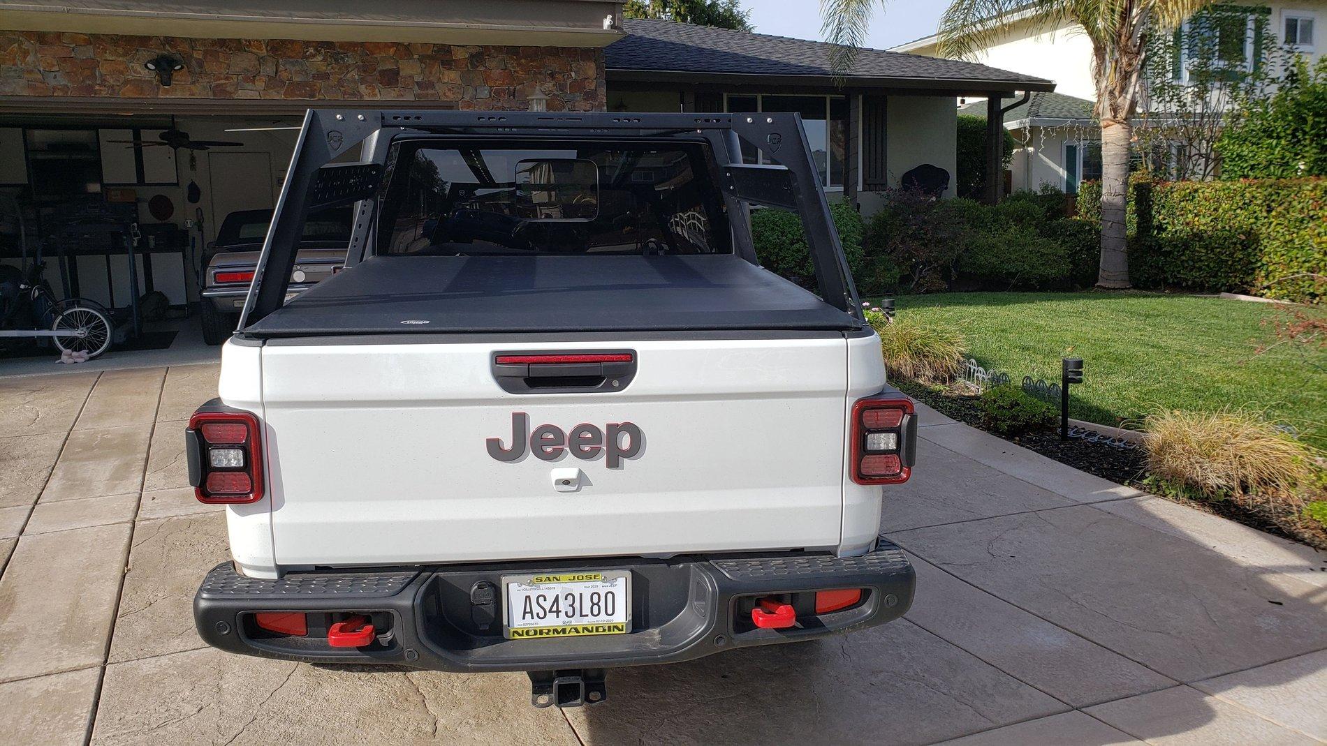 Jeep Gladiator Gladiator specific cross bars & bed racks now available! 20191220_121207