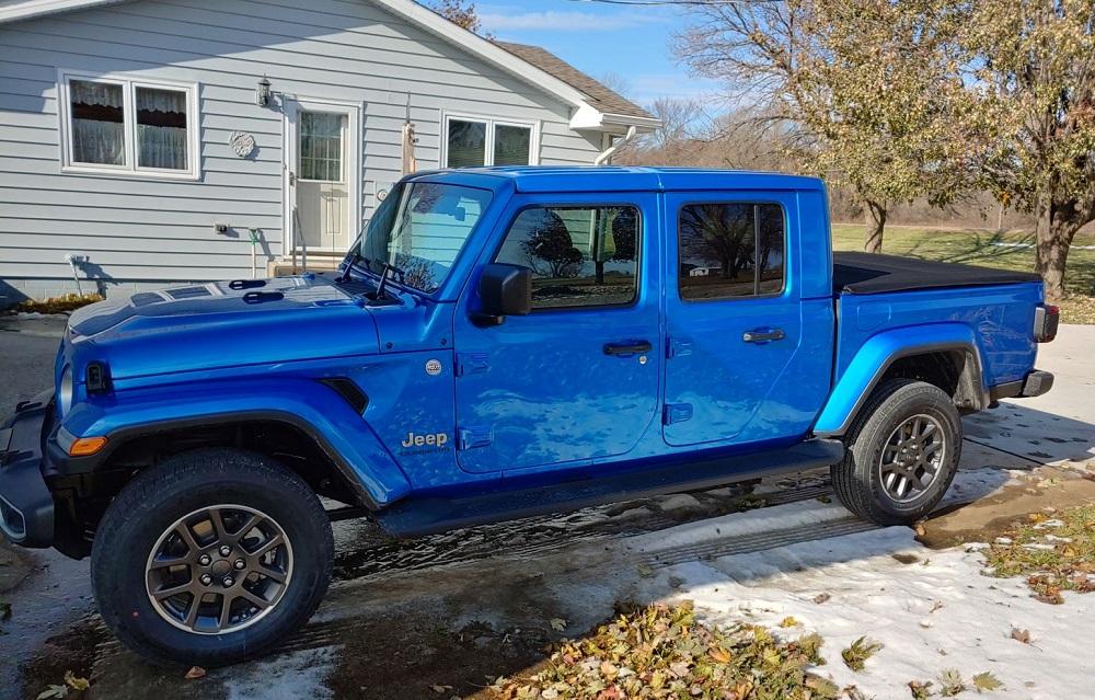 Jeep Gladiator Not seeing any overland pictures jt-lft-at-home