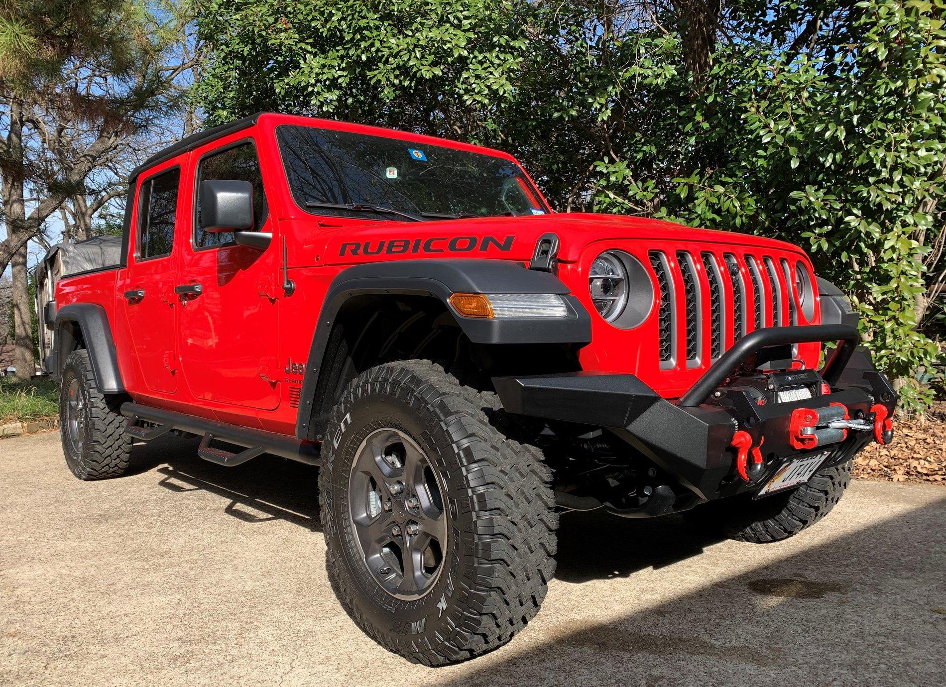Jeep Gladiator FIRECRACKER RED Gladiator JT Club 12 23b