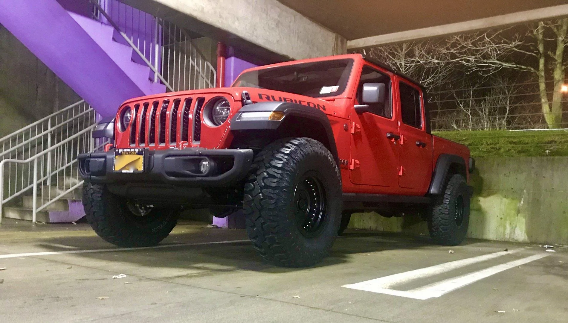 Jeep Gladiator FIRECRACKER RED Gladiator JT Club E91C495E-0B17-403A-969C-0382AC3BF4F3_1_201_a