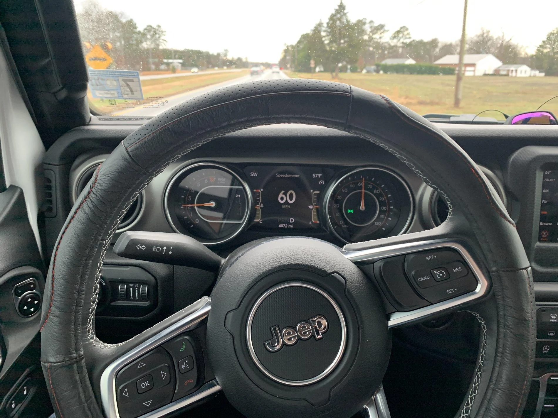 Jeep Gladiator Those complaining about the steering... get the Fox Steering Stabilizer 44D62867-95B6-4529-B8EA-F4507A4F0571