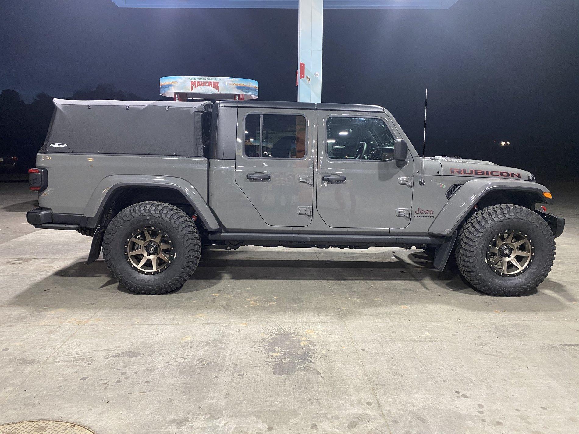 Jeep Gladiator Softopper coming B403CA05-CE95-4D5E-9E62-BFF6A9D64372