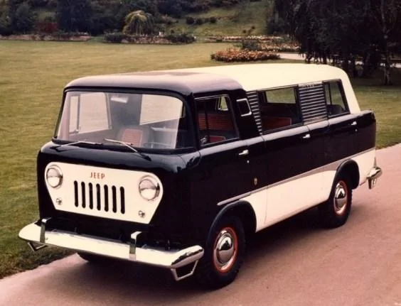 Jeep-FC-150-van.webp