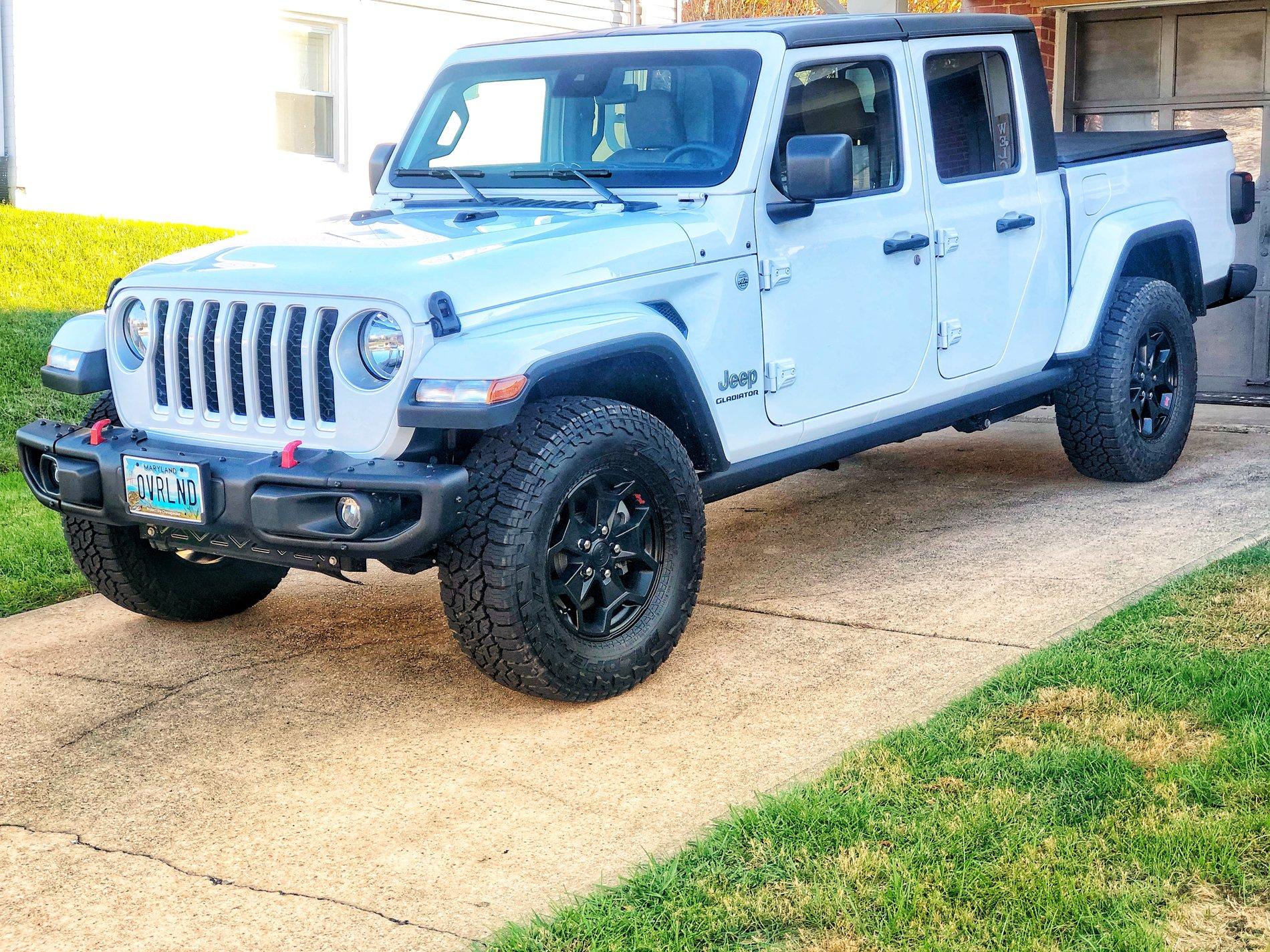 Jeep Gladiator Pics of Overland with Rubicon take-offs? 3F85129C-D73C-4115-A96E-56487F3F1F8C