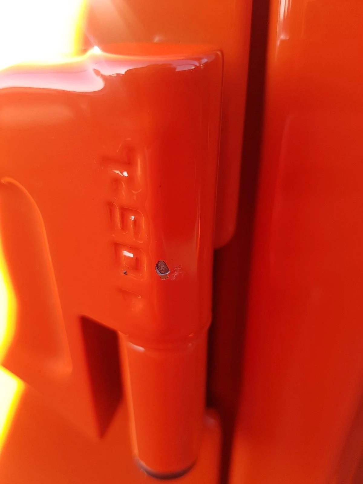 Jeep Gladiator Just a heads up - protect your door hinges from rock chips 20191014_143510