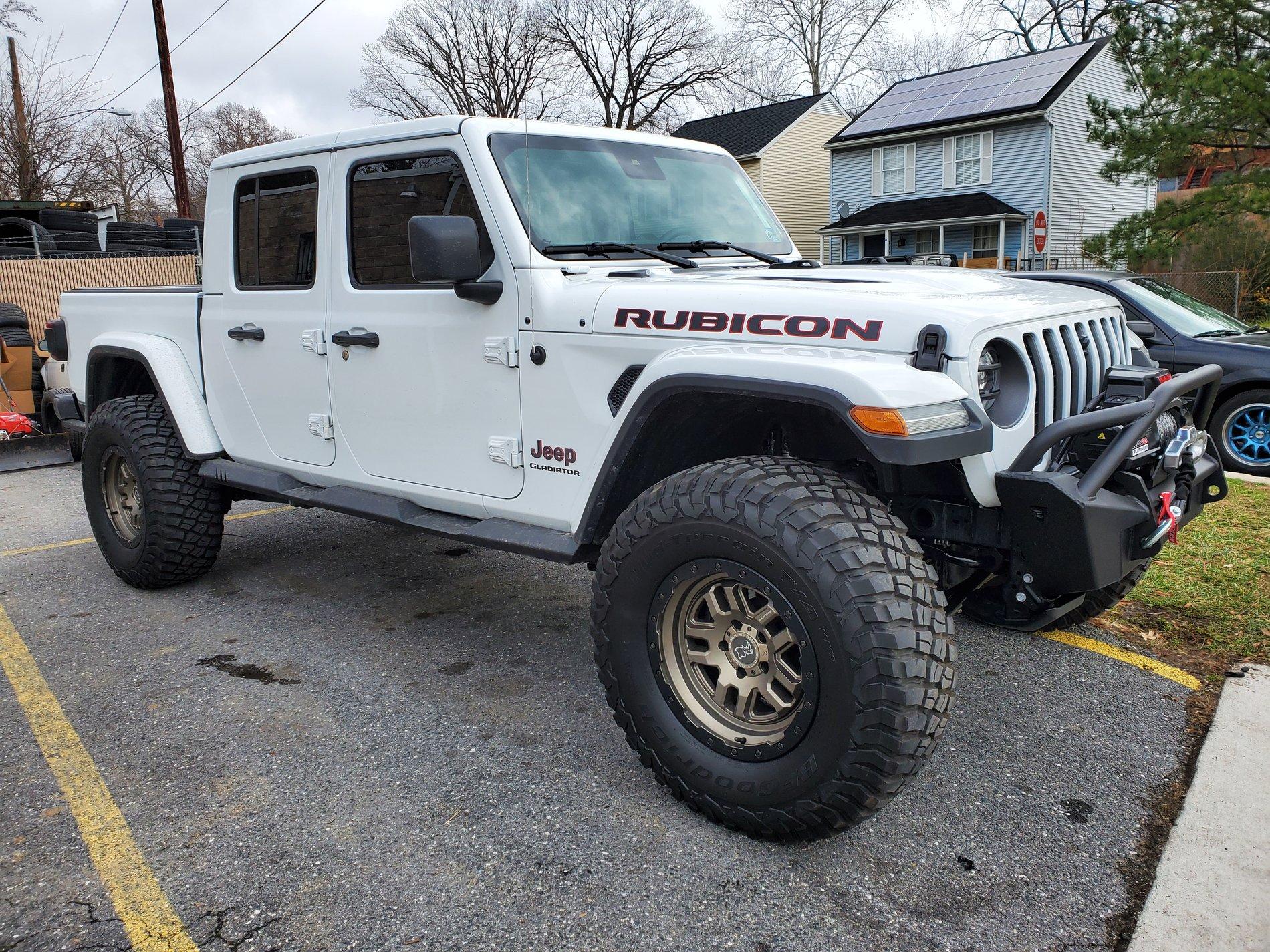 Jeep Gladiator Need to try this Warn winch.... 20191231_112756
