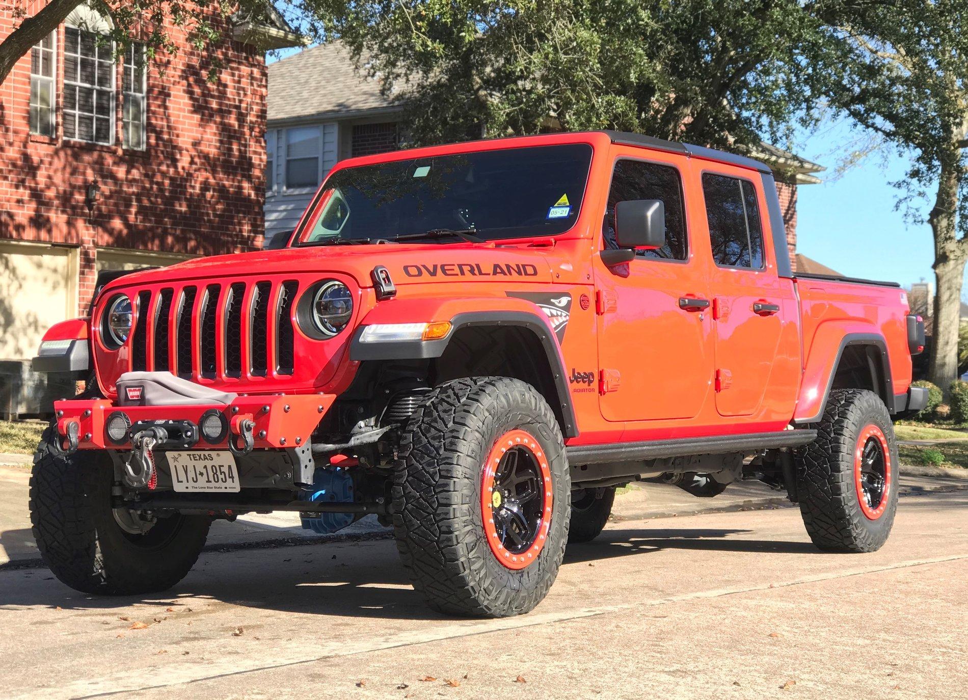 Jeep Gladiator FIRECRACKER RED Gladiator JT Club orange