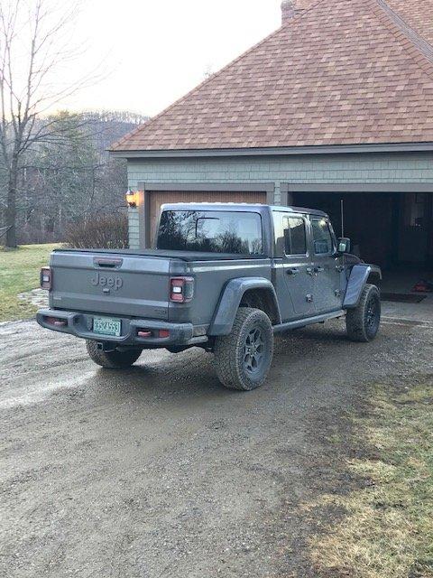 Jeep Gladiator The GCM-JTLE-OMC... Granite Crystal Metallic- JT Launch Edition- Original Motor Club 134350A4-8396-4979-89B7-959EA787D4F5
