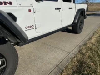 Jeep Gladiator Rubicon Rock rails 5F23F630-A51A-41F1-8B4D-11F54A6F29D8