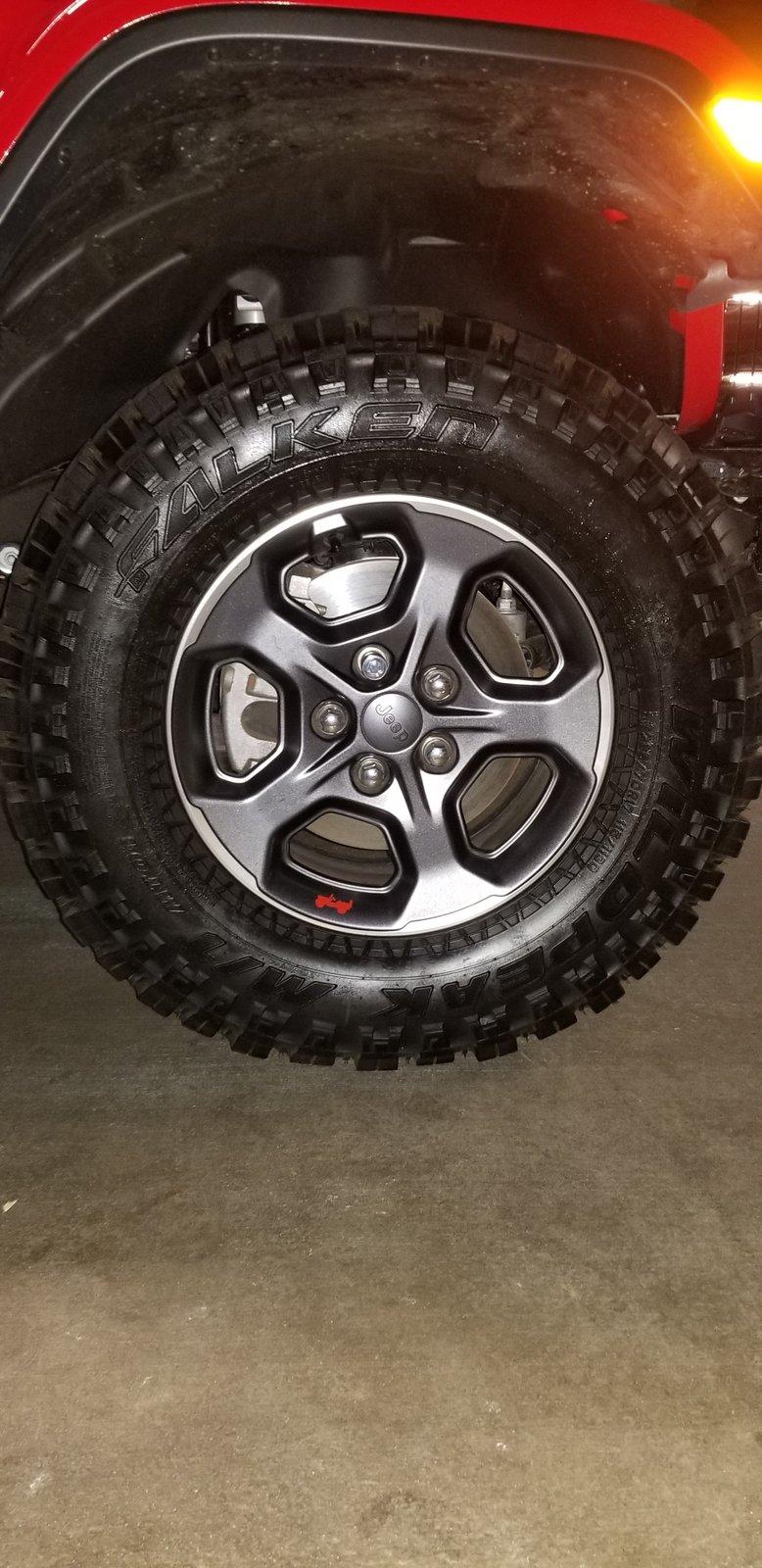 Jeep Gladiator Rubicon wheels / MT tires 20200109_171611