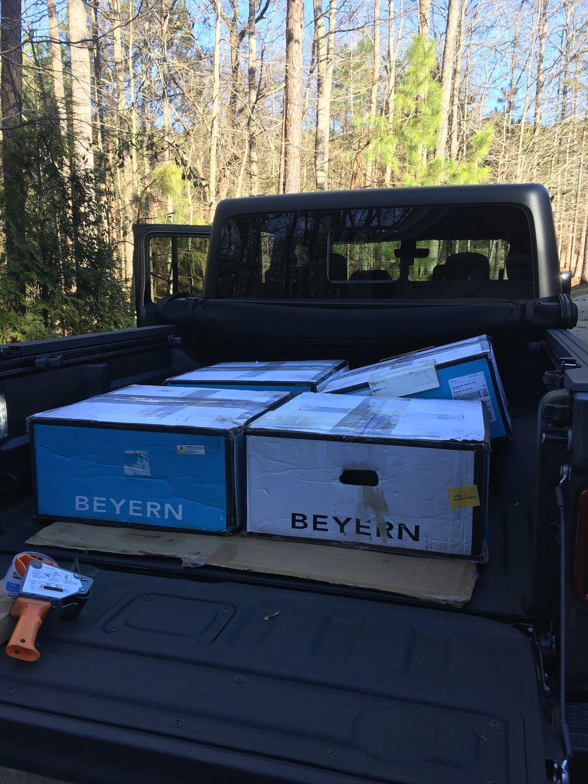 Jeep Gladiator Post your payload pics! 8C86A25F-936D-40C4-BF4B-BB40FAC5487D