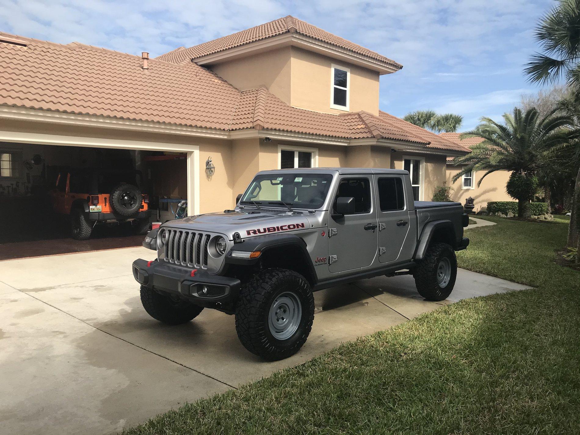 Jeep Gladiator Gladiators on Mopar 2" Lift Kit CE16A1E6-86A3-40E2-8D3C-E3DF92043146