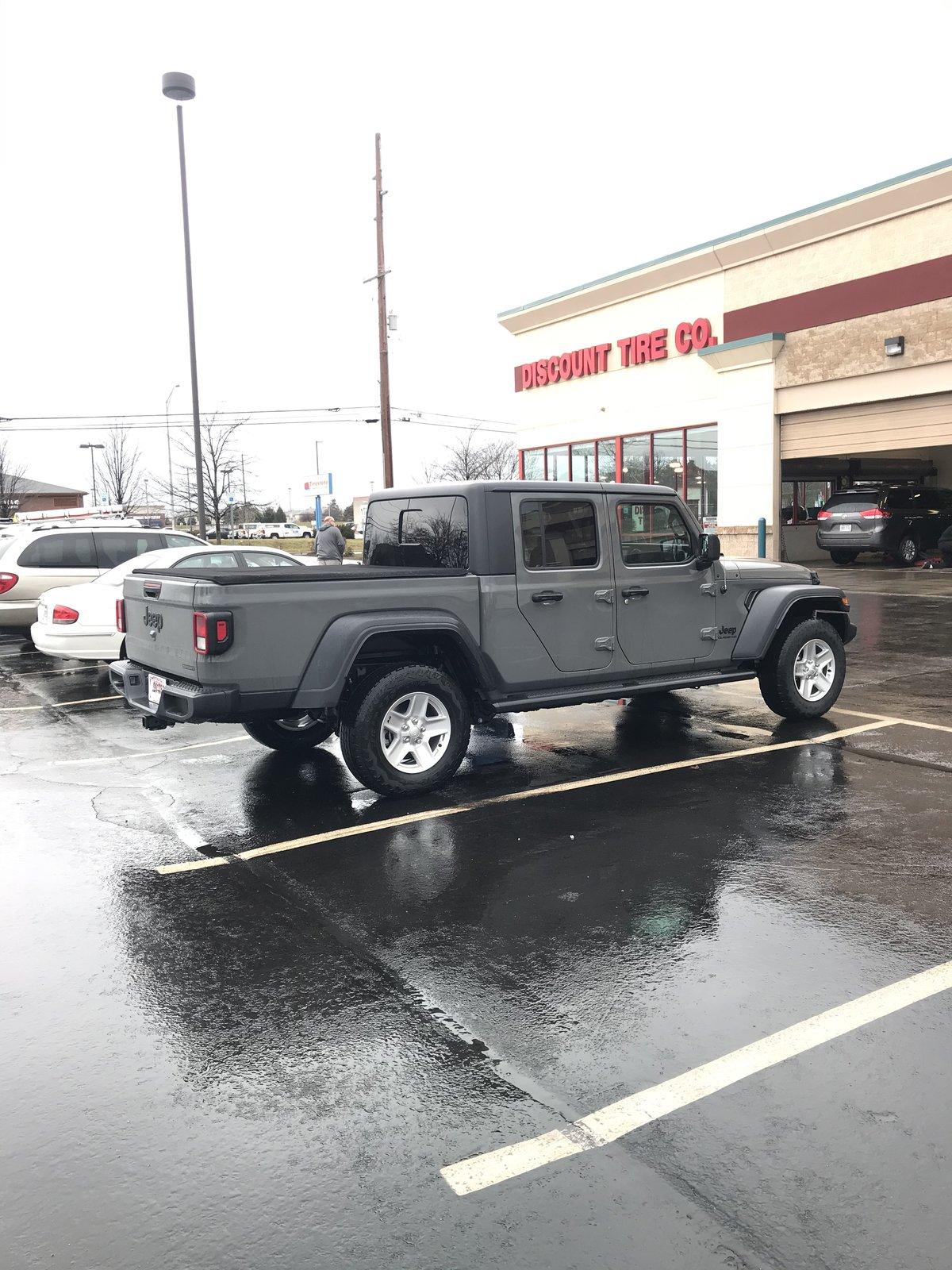 Jeep Gladiator Pictures of 33s and 35s C0B9BC96-A92B-4C17-AB0D-2954FAEE4C2F