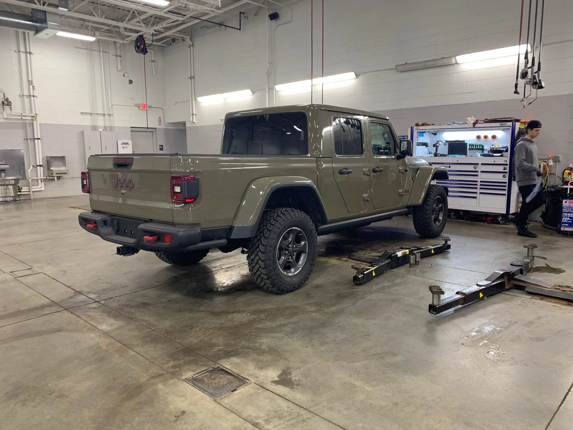 Jeep Gladiator GATOR Gladiator JT Club 1A1B9ECE-B9A1-4E64-BBDD-4FB4059A247A