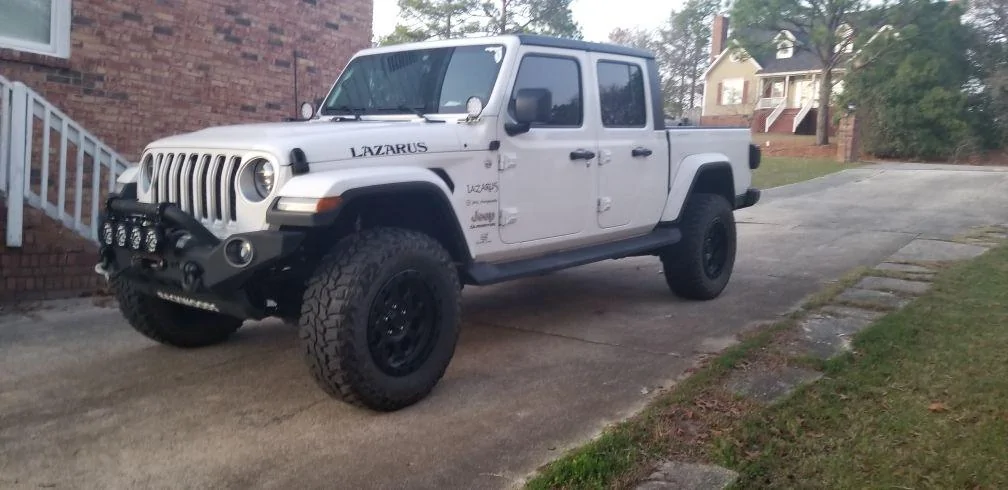 Jeep Gladiator 35” Nitto tires for Gladiator Overland 1 (3)