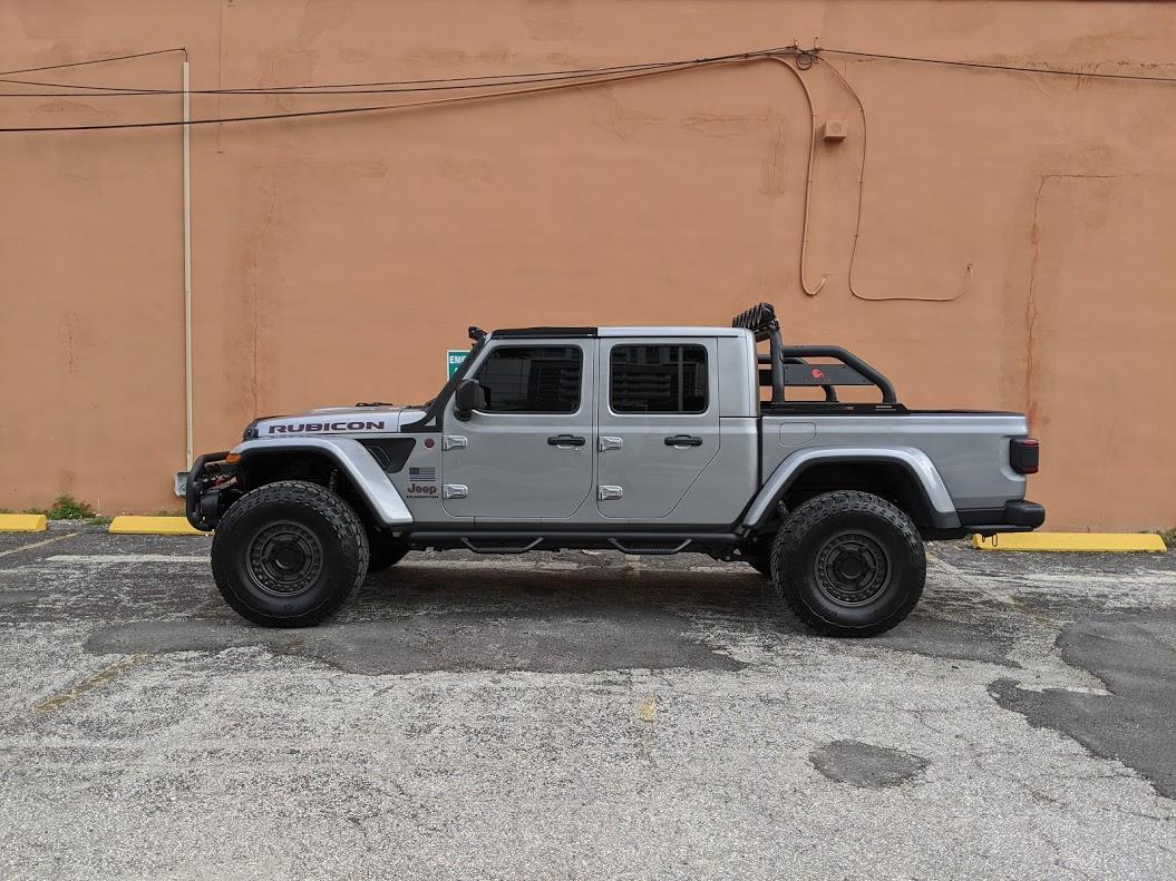 Jeep Gladiator Breaking up the rear window look? q1KgwYWHuAdISboQYkmmLsFLeCJkrtWawauvwVpk9WAzTGTG3QzERglaJb3xhWSNwKcoZ4N87cXcGUNM40=w1055-h791-no