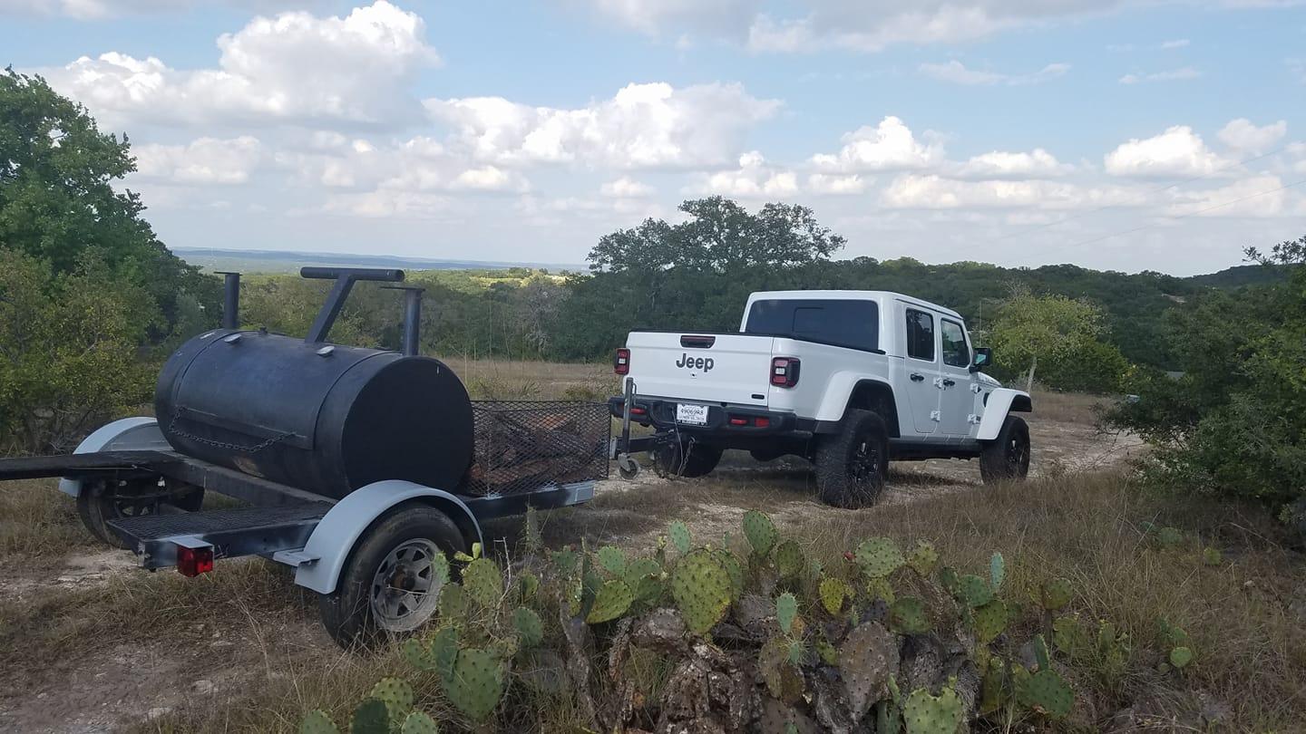 Jeep Gladiator Post your payload pics! 71340742_10215725311509960_524406955561713664_o