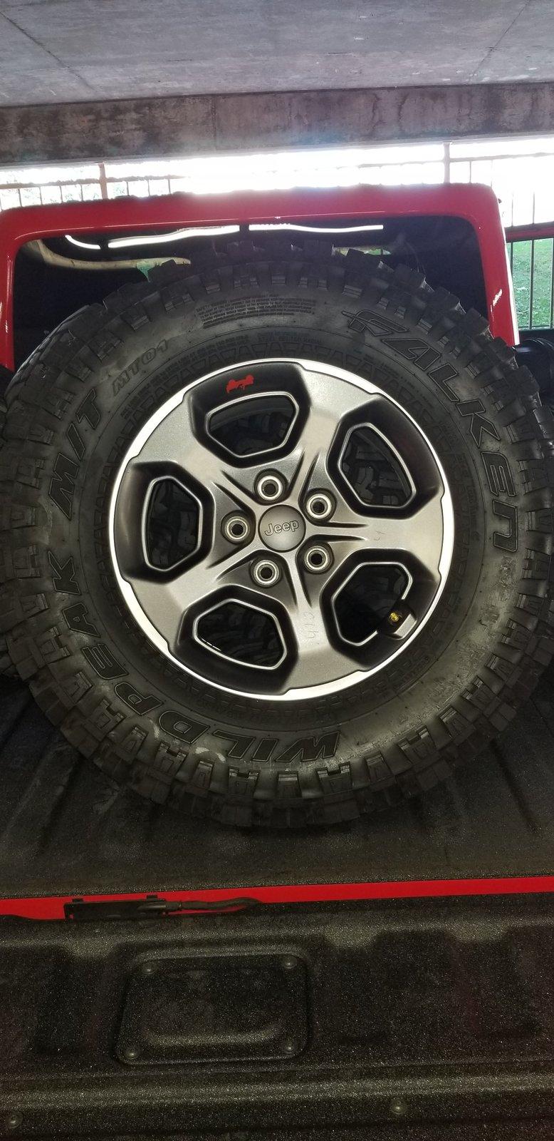 Jeep Gladiator Gladiator Rubicon suspension / wheels / tires 20200113_120209