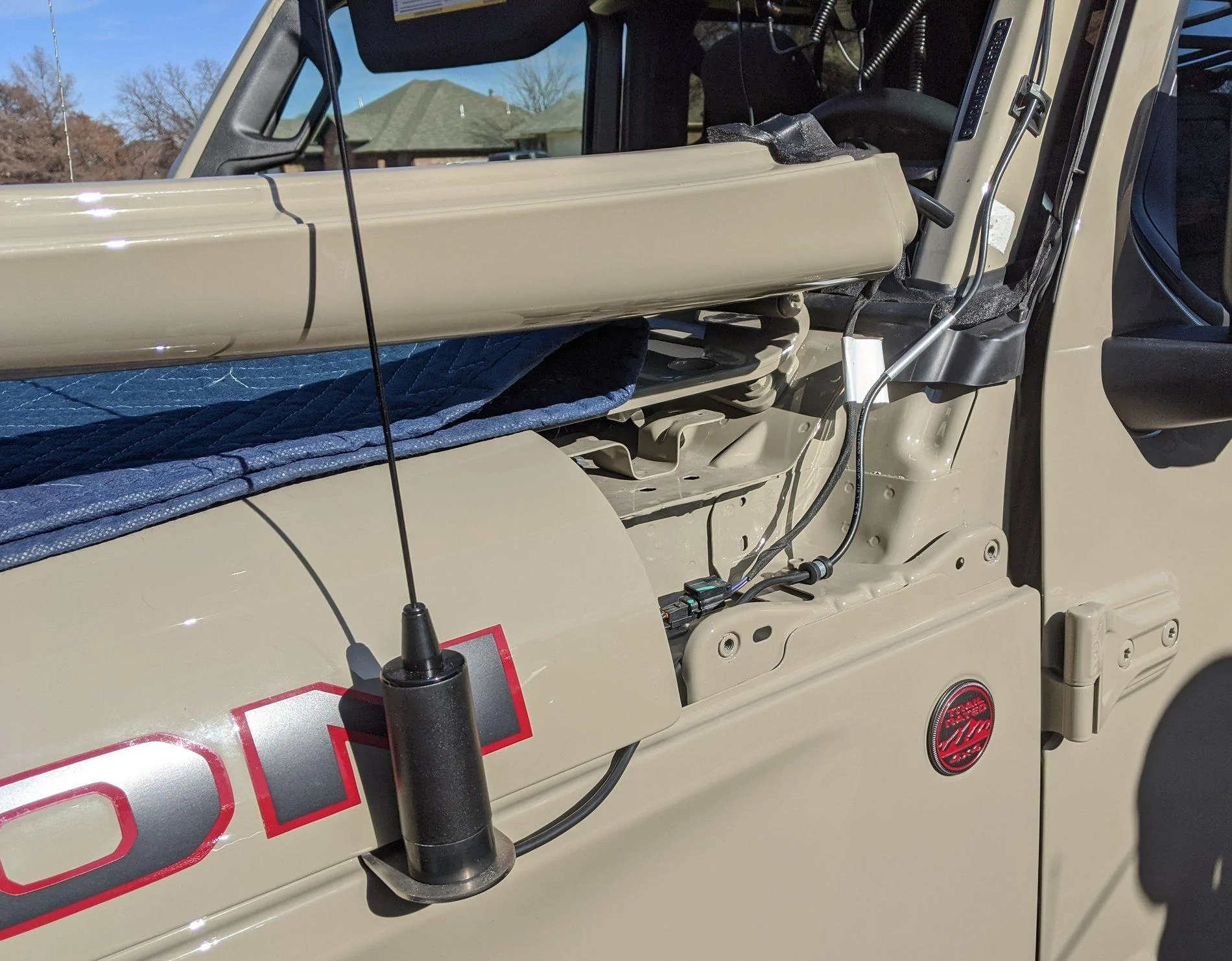 Gladiator, Dec 19, CP_121455, Antenna Base and Cowl Cable Routing.webp