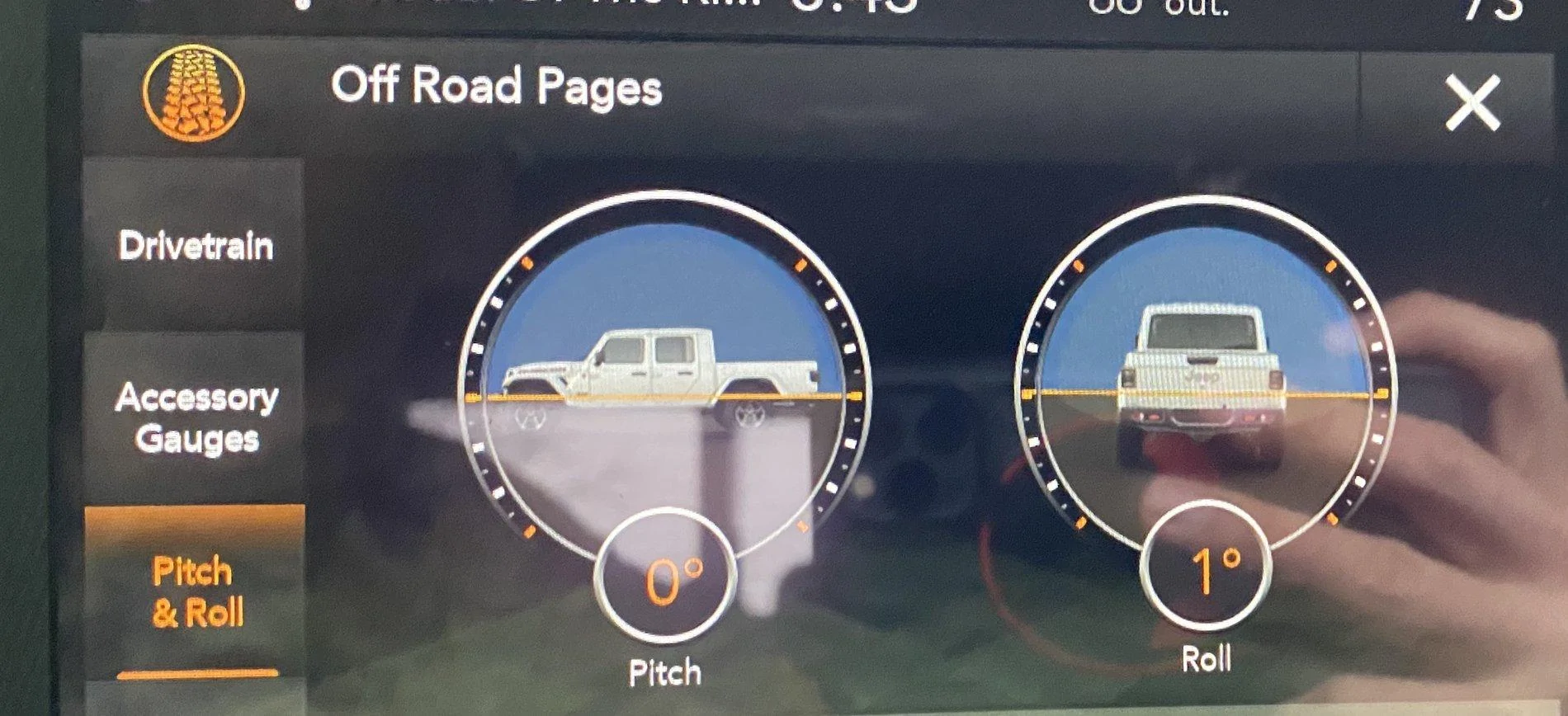 Jeep Gladiator 1 degree roll on flat ground after lift 8C8B4F1D-F276-45E5-B2B8-601100EDF5D3