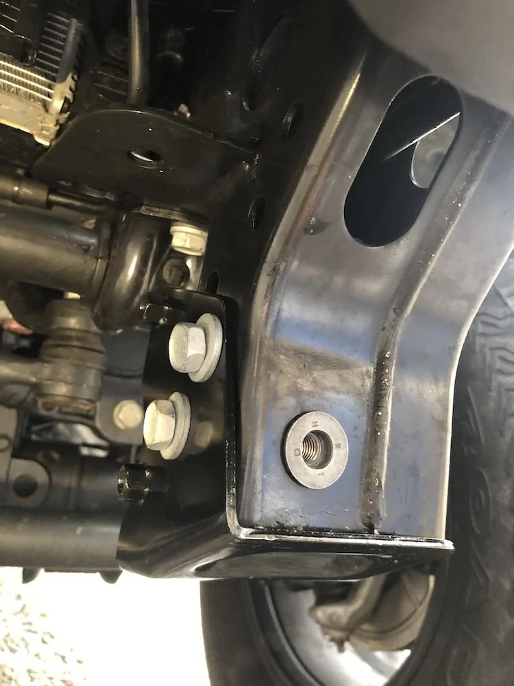 Jeep Gladiator Installing Stock Rubicon Skid Plate on Sport skid-plate-mount-2