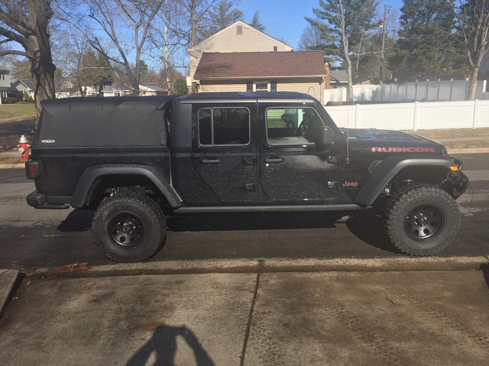 Jeep Gladiator Taller, Bumpier, Winchier, and Better-Driving JTR c/o Rock Krawler, et al. a7lhxta