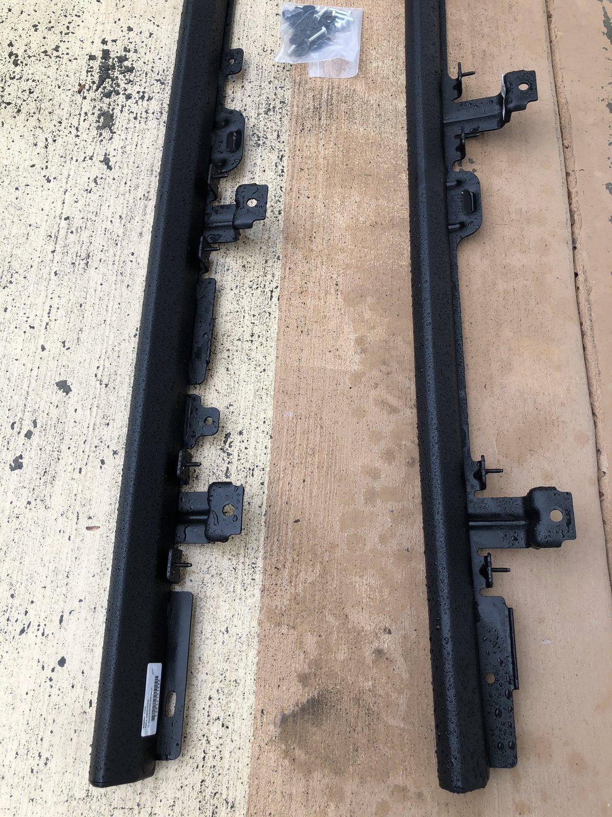 Jeep Gladiator Gladiator Rubicon Rock Rails 06A5F390-EC65-4AB6-B5E7-1E3AFF577DD9