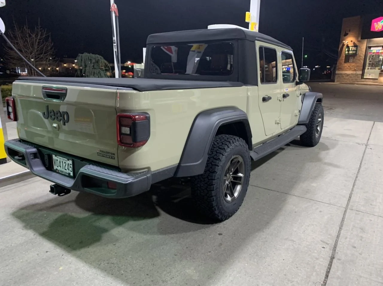 Jeep Gladiator GOBI Gladiator JT Club B2D6A78D-76D5-419E-AE9C-B0CCFAF0B7BE
