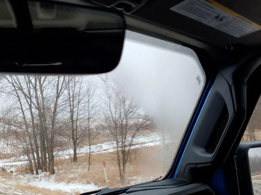 Jeep Gladiator Defrost Windshield Solution: Right vs Left ice-on-ws