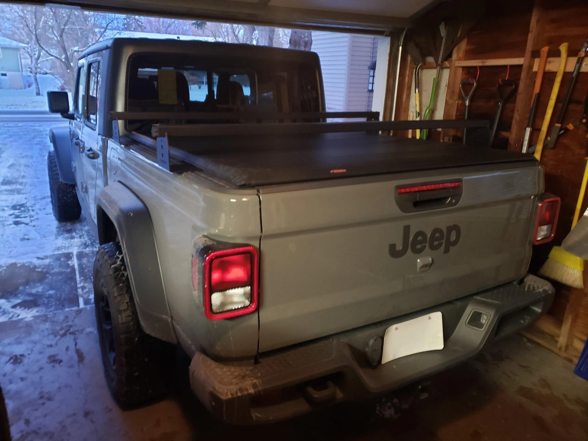 Jeep Gladiator Bed Rack and Roof Top Tents 20200114_170855