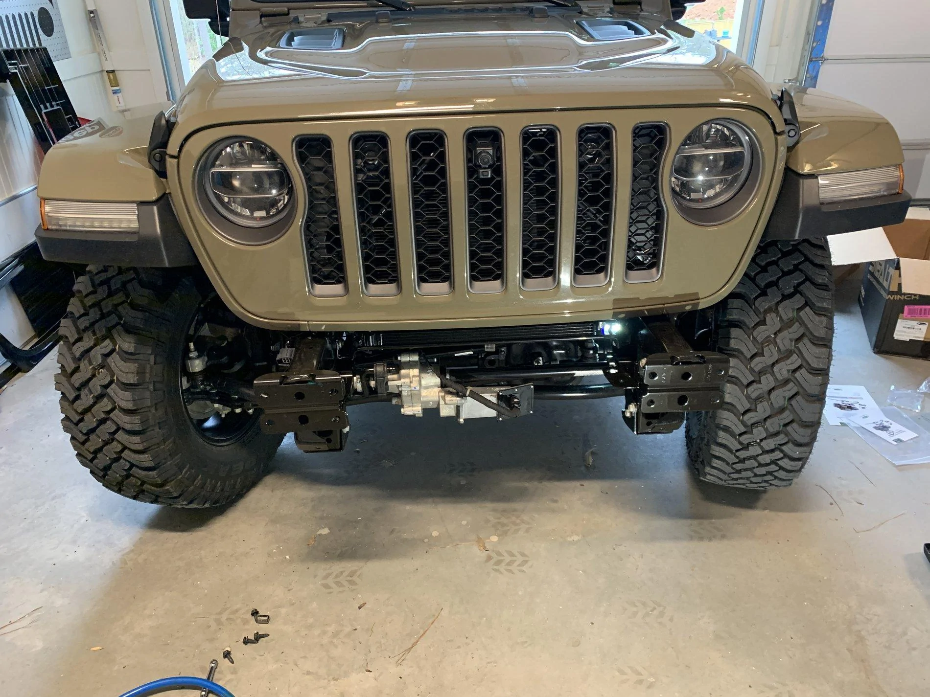 Jeep Gladiator BUMPERS! 2020-01-18 11.17.33