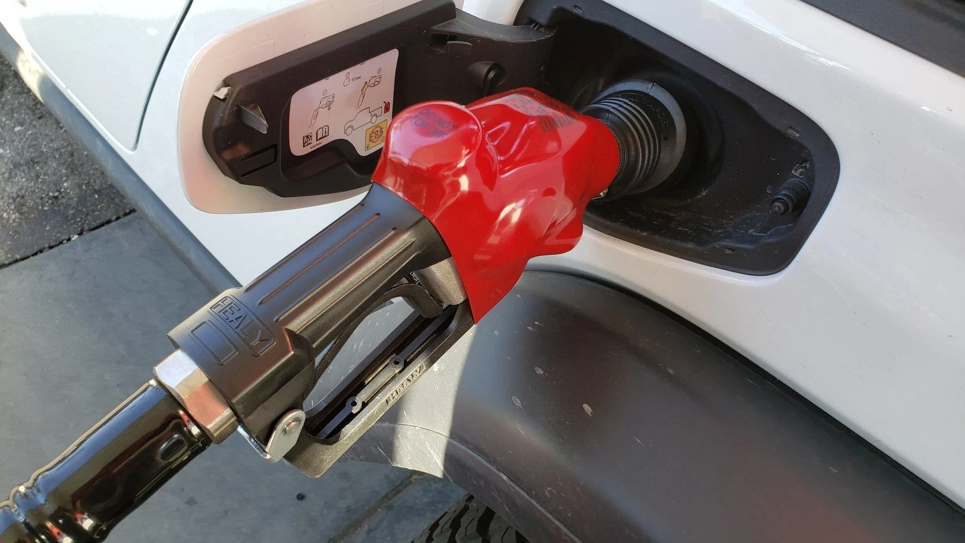 Jeep Gladiator Gladiator fuel overflowing. 20200118_151122