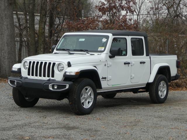 Jeep Gladiator Body color fenders available for Sport! IMG_0910.JPG