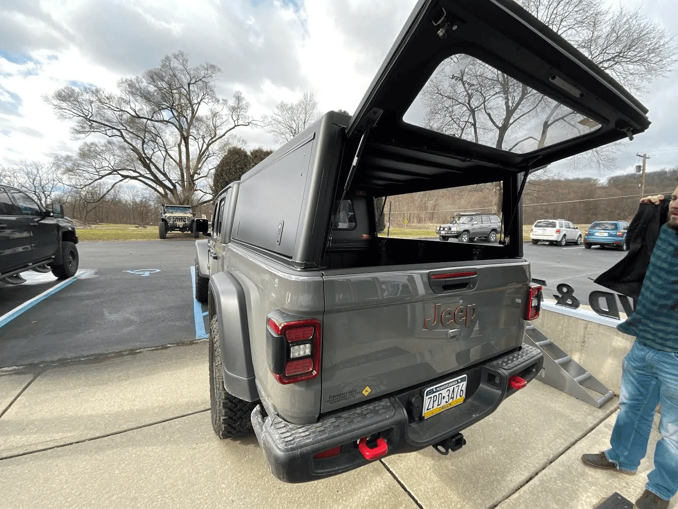 Jeep Gladiator ALU-CAB Canopy pics and info. CC4DC64E-2243-4C6F-98E3-AF99061C4C31