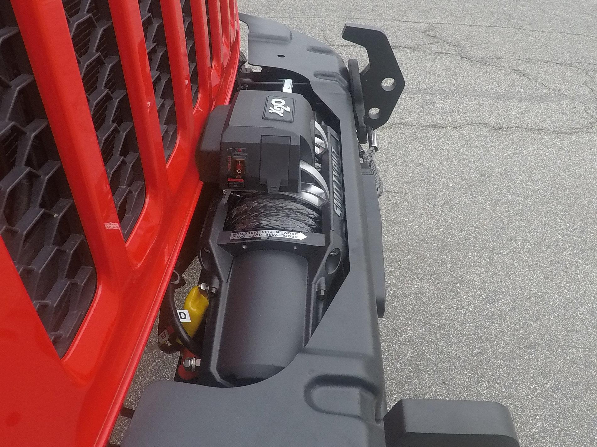 Jeep Gladiator Smittybilt X20 12K Synthetic Deal winch up close.JPG