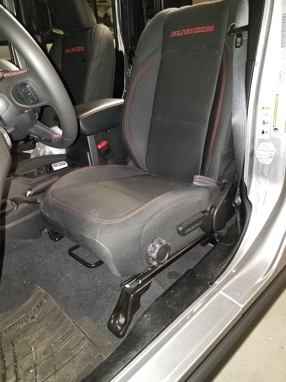 Jeep Gladiator Degreez Heated and Cooled seat install with Katzkins leather 20200118_184028