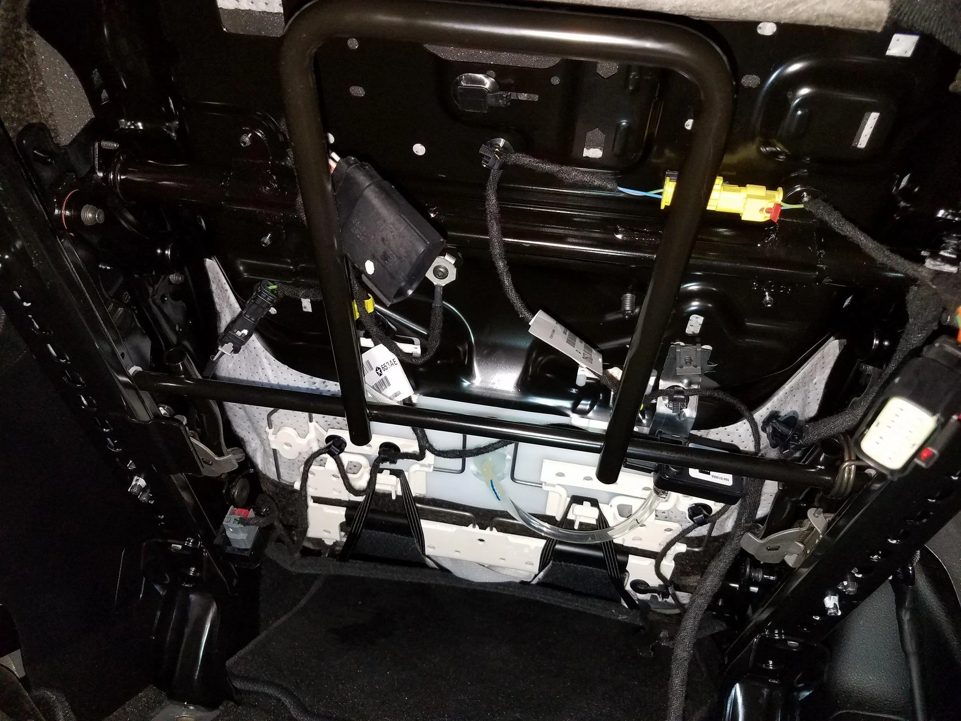 Jeep Gladiator Degreez Heated and Cooled seat install with Katzkins leather 20200118_195736