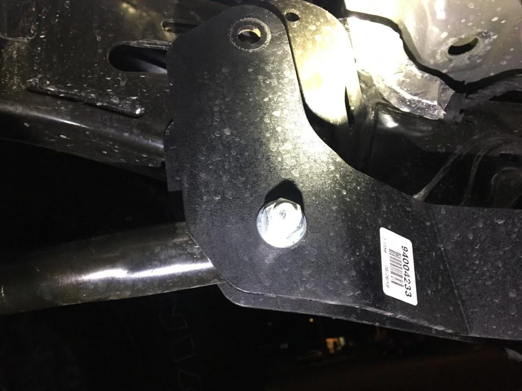 Jeep Gladiator Need Help With Part Number - missing bolt BA7B8B2D-75BB-4F09-826A-B4FAED4A8627_1_105_c
