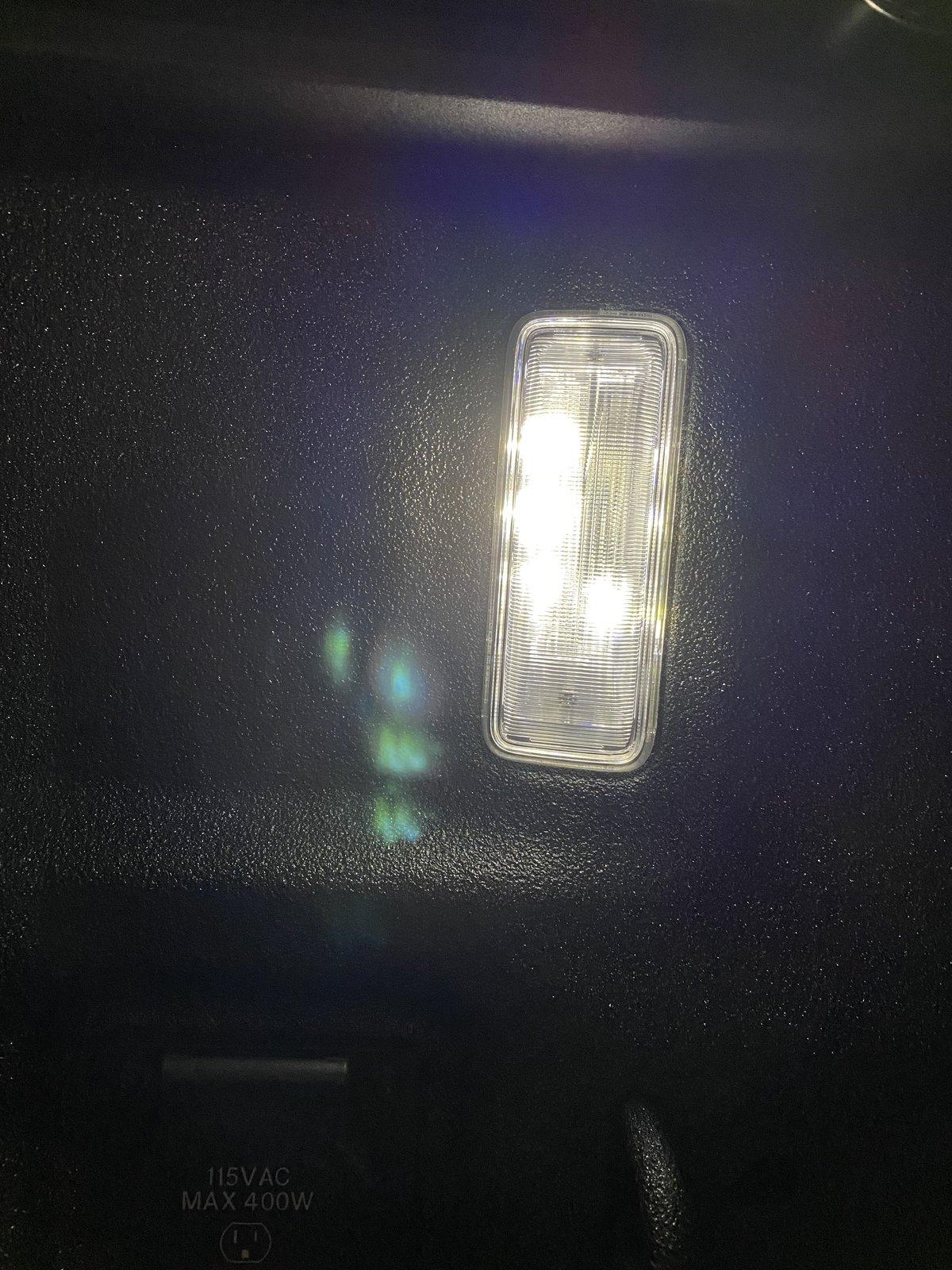 Jeep Gladiator Bed lights switch inside the bed? A30DBA82-13CA-43D2-B354-D0DA5CCCE57F