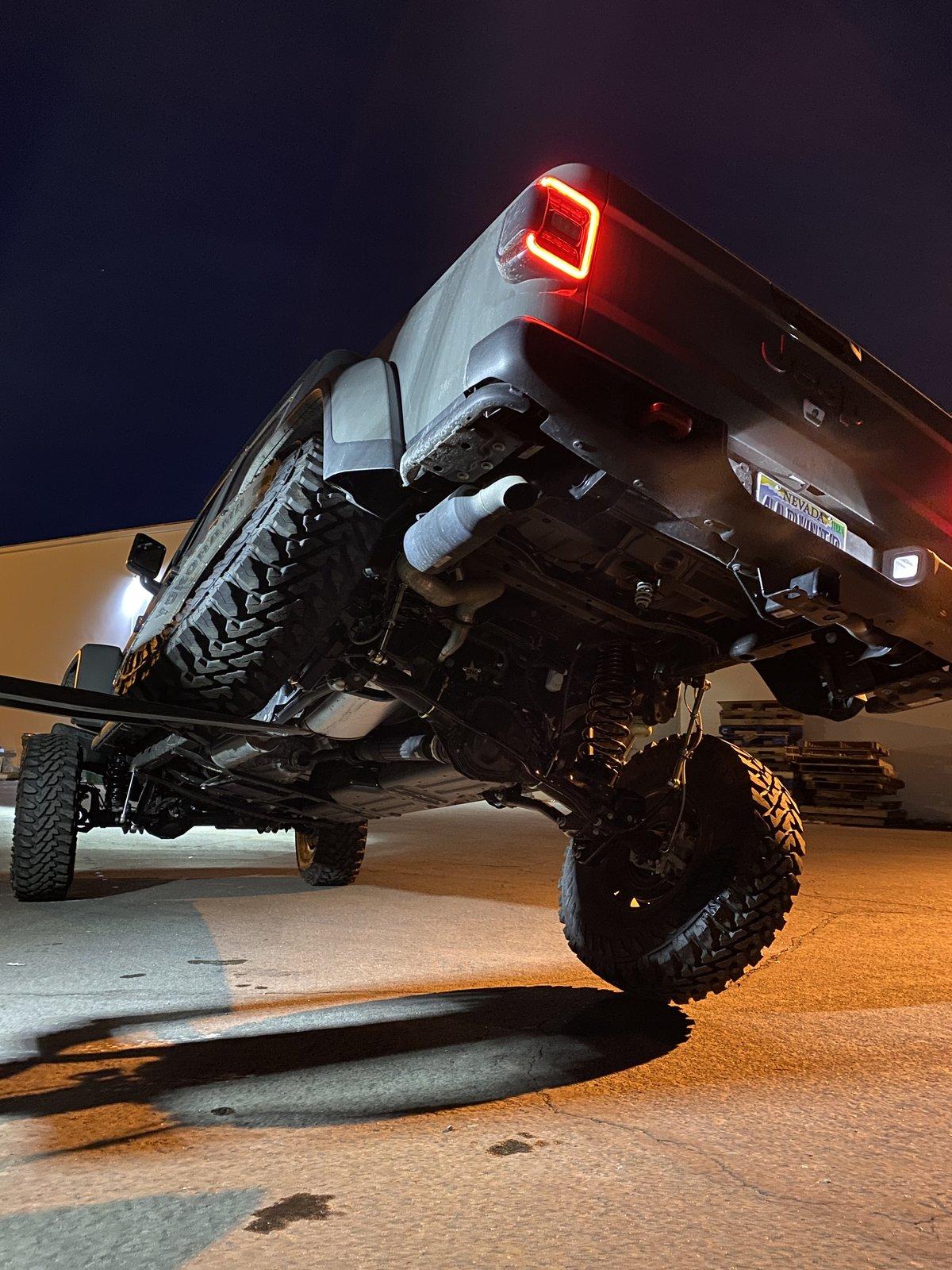 Jeep Gladiator Rock Krawler 3" X Factor JT System IMG_4438.JPG