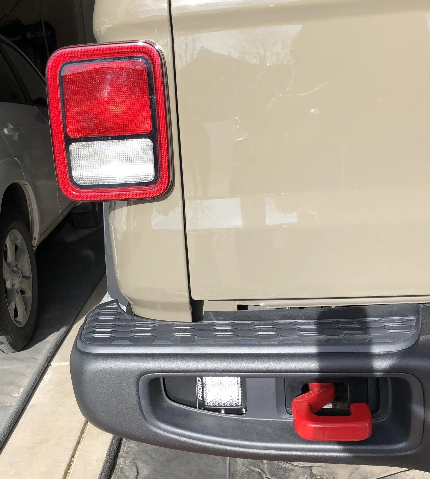 Jeep Gladiator Flush mount lights rear bumper 0D37DDF0-B094-486B-8512-0256351DDD89