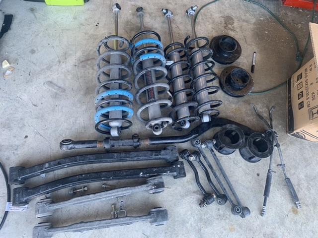 Jeep Gladiator Rough country 3.5 spacer lift B55B34A5-256B-40EB-ACC2-98D60043EAAA