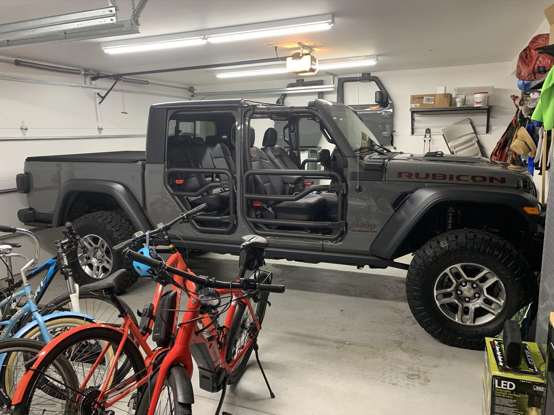 Jeep Gladiator Anyone Else Really Like Looking at Your Parked Rig? 677AB167-48A9-480D-9CEB-F165E152A3B8