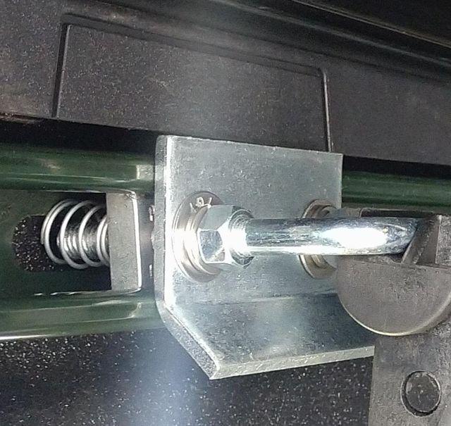 Jeep Gladiator Question for those with the Trail Rails unistrut rail