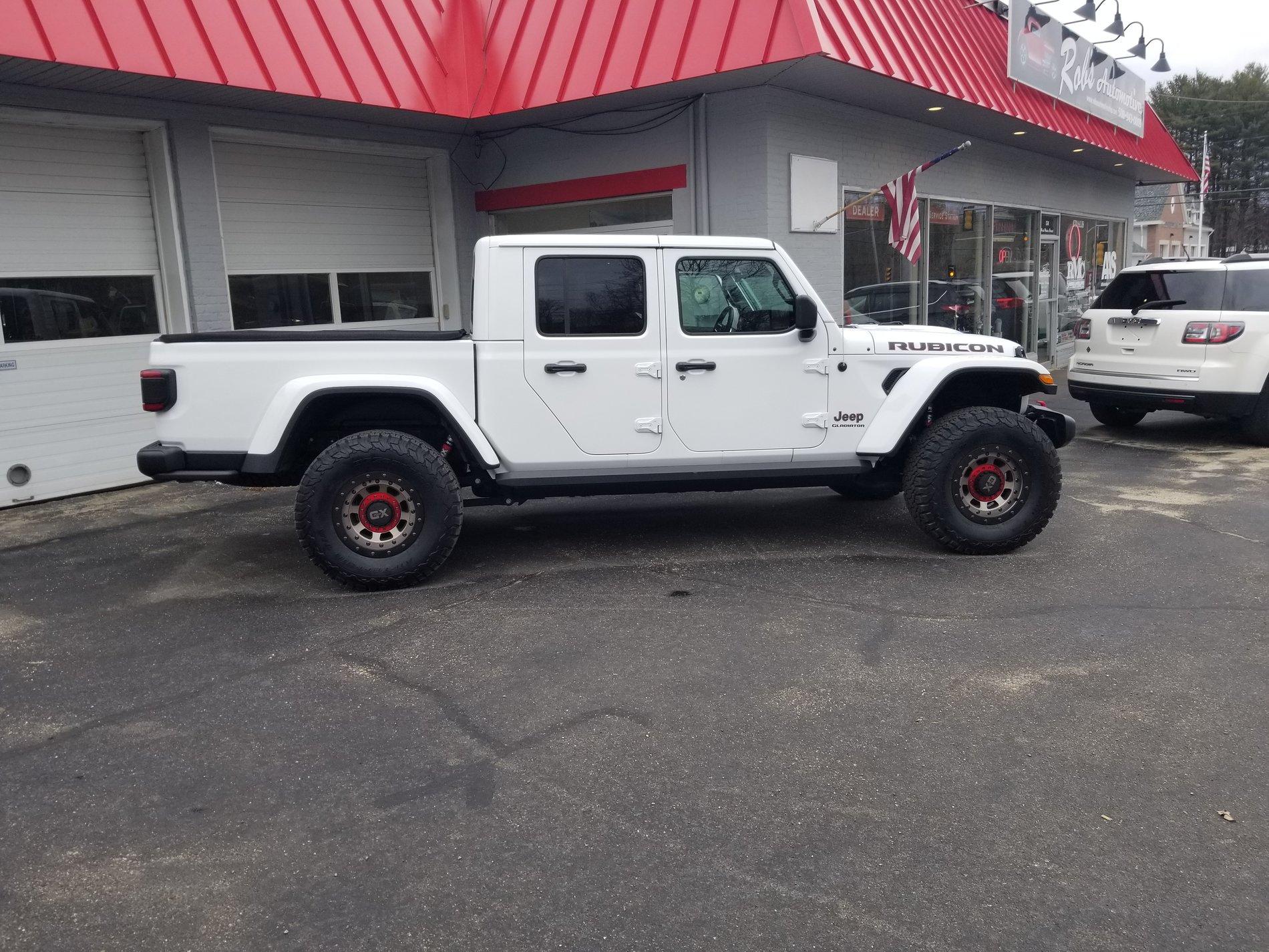 Jeep Gladiator BRIGHT WHITE Gladiator JT Club 20200128_130736