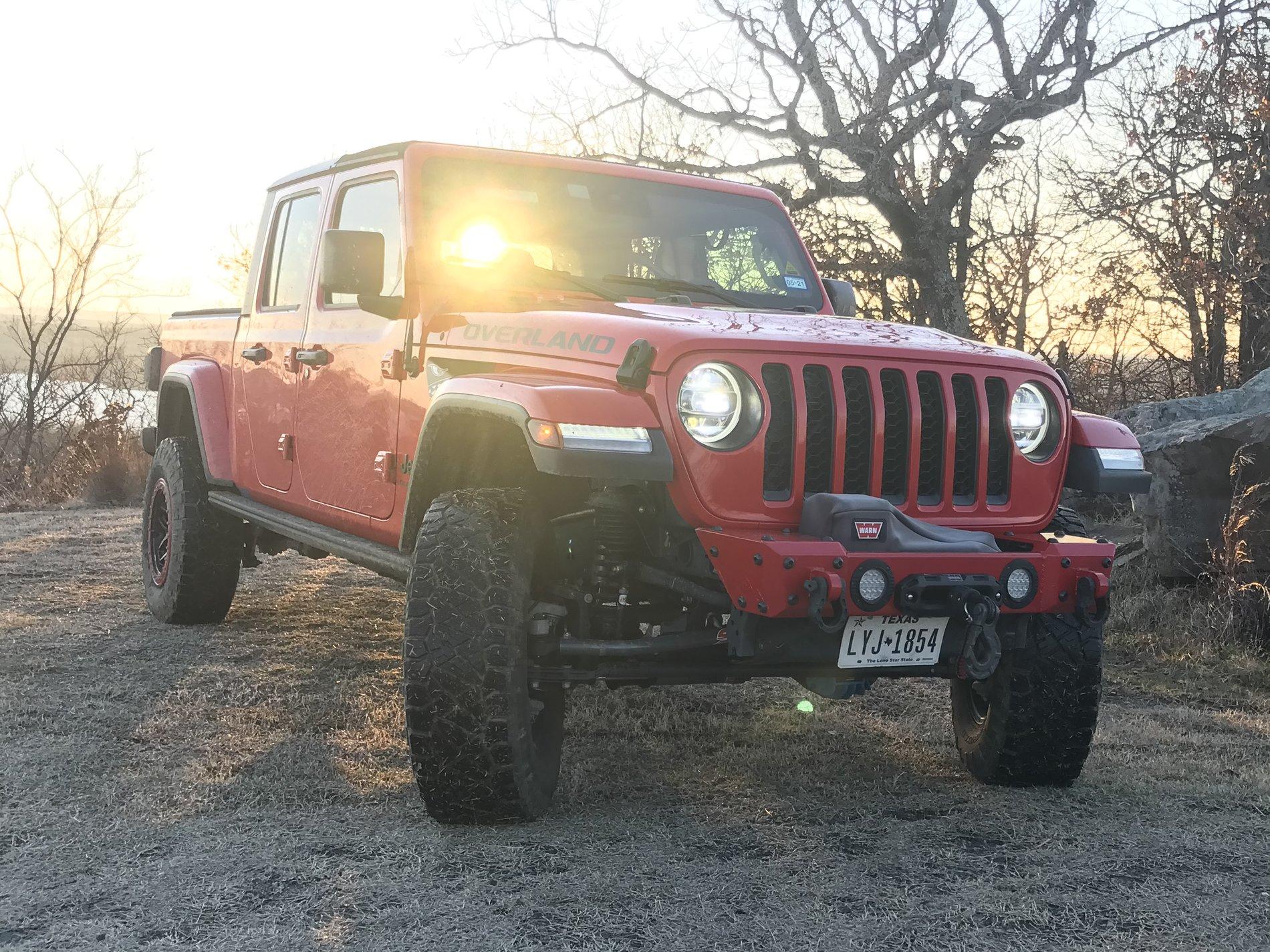 Jeep Gladiator FIRECRACKER RED Gladiator JT Club B2D56126-D082-4BBE-8854-DD7AC29066FB