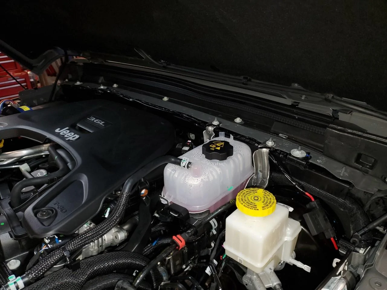 Jeep Gladiator Harold's Sting Gray JTR Build compressor12