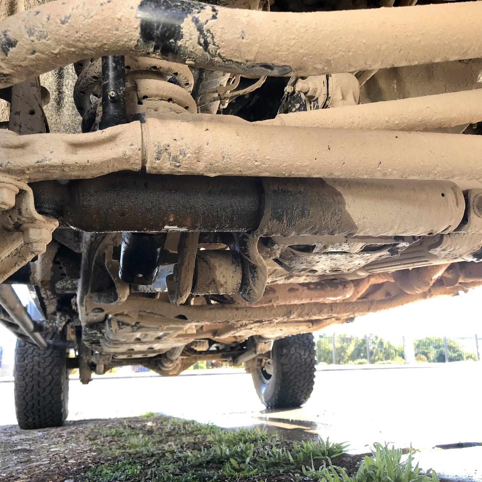 Jeep Gladiator Those complaining about the steering... get the Fox Steering Stabilizer 7AE53DC7-0105-4921-9701-9968E803FD9A