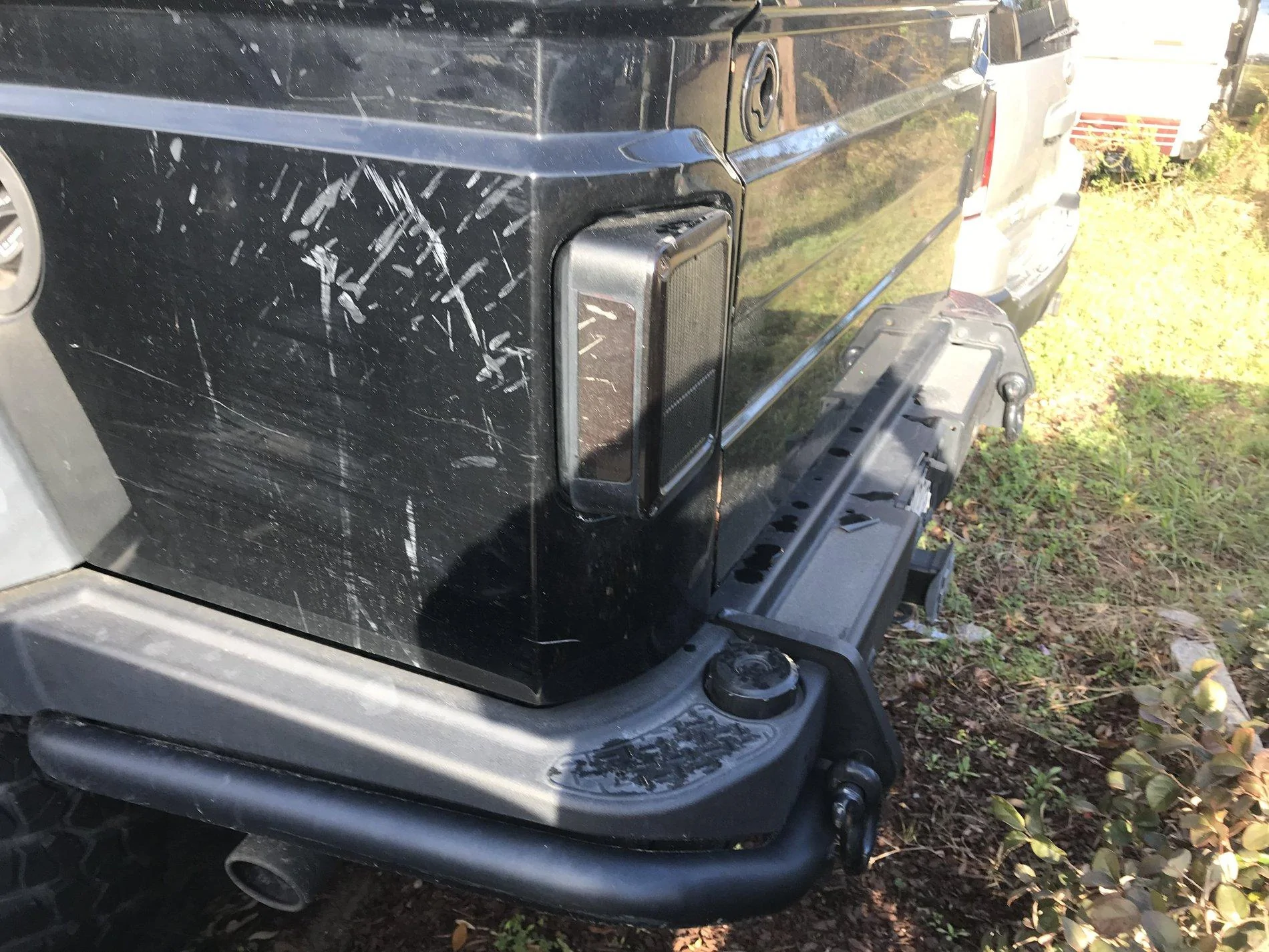Jeep Gladiator What’s this truck? It’s not a Gladiator. B7BBCA5C-7EEB-4F4C-BB26-5DD57BEDA481