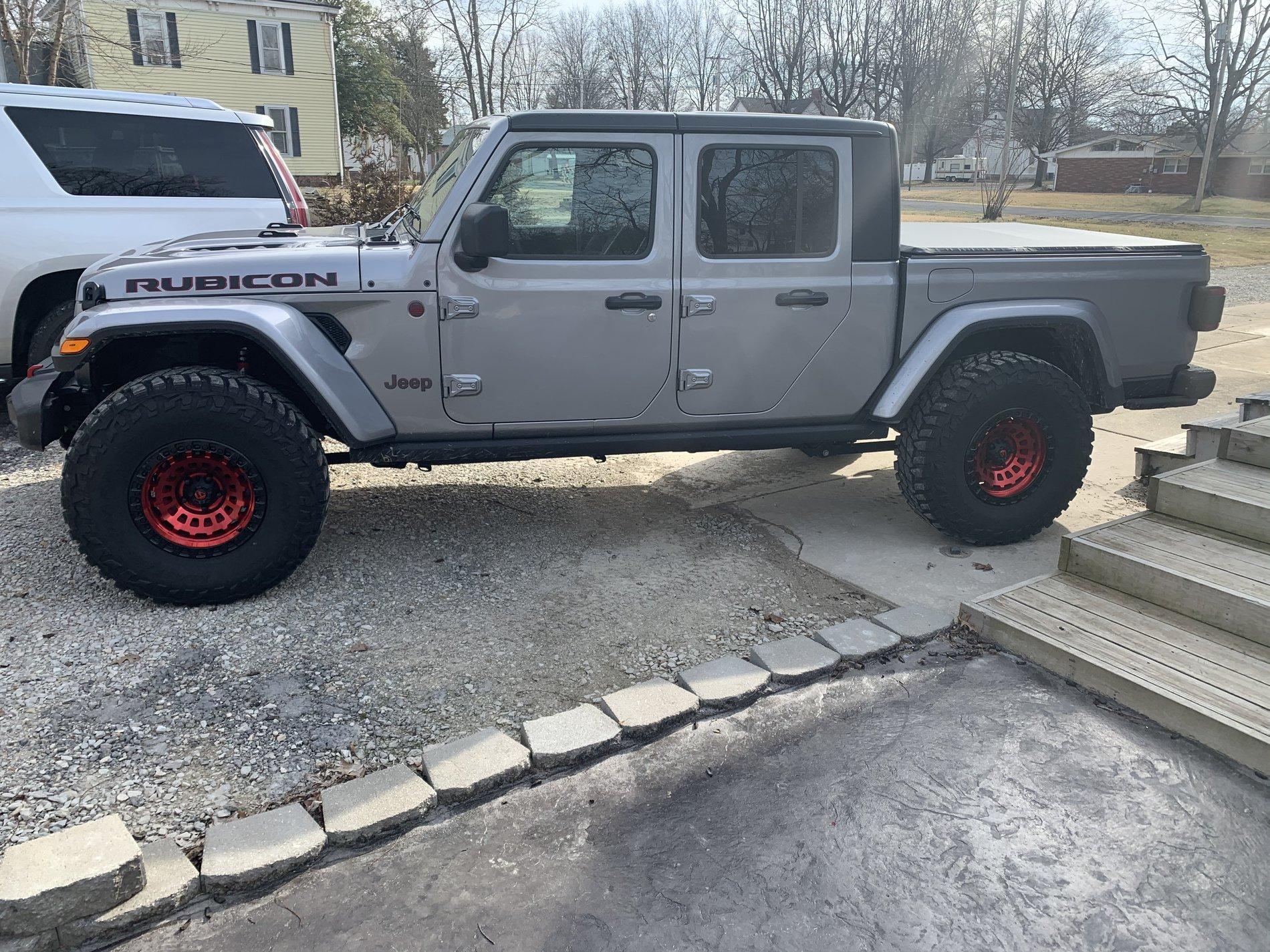 Jeep Gladiator BUMPERS! 97147C4D-49E1-4DB1-A500-71117B236544